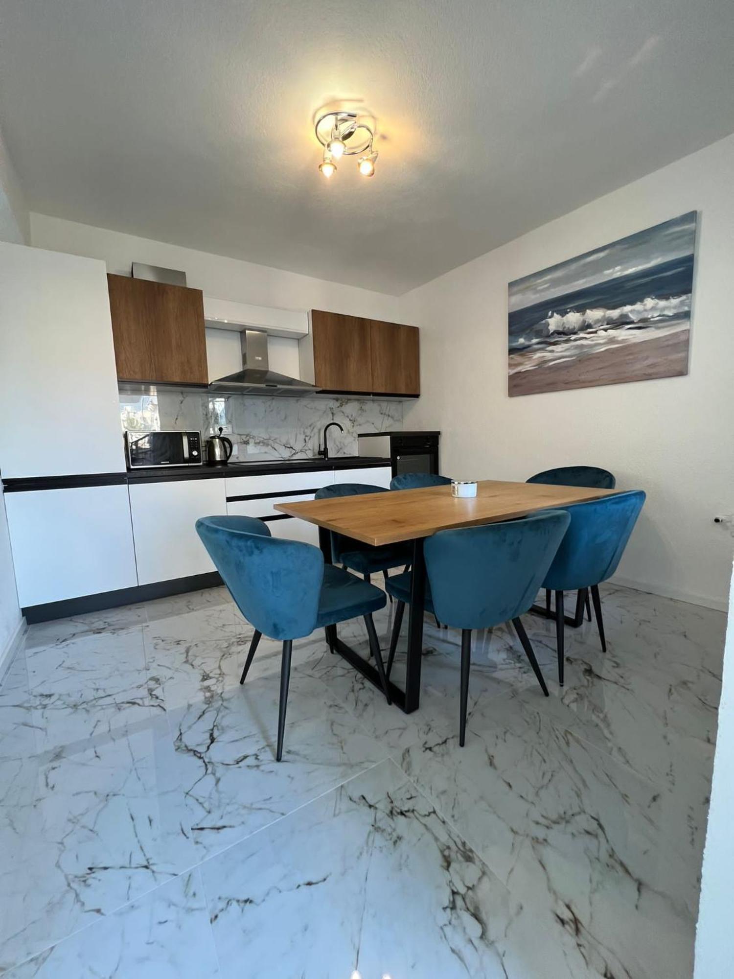 Centrum Apartment Makarska Exterior photo